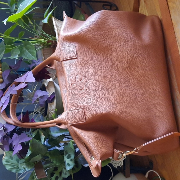 Jeanne Lottie Exclusively for Arbonne shoulder bag with strap - Picture 1 of 7